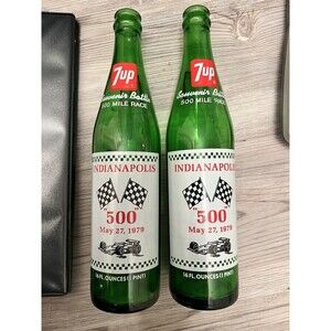 2 7UP SOUVENIR 16oz BOTTLE INDIANAPOLIS IN 500 MAY 28 1978 INDY RACING Soda Pop